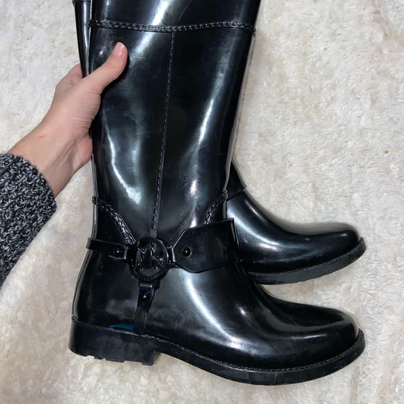 Michael Kors talk black rain boot - Picture 2 of 4